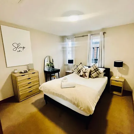 Ivy With Hot Tub Dom wakacyjny York